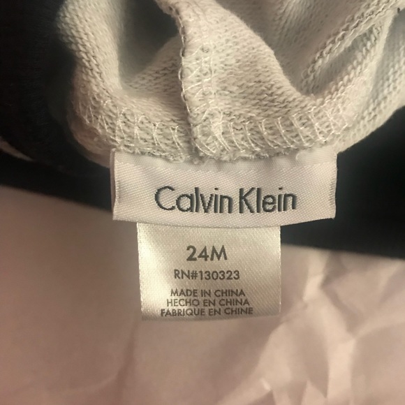 Calvin Klein hoodie - Picture 4 of 4